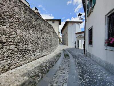 Haus mit Garten kaufen in 33043 Cividale del Friuli (Bild 1)