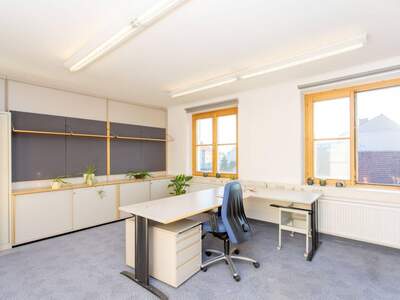 Gewerbeobjekt mieten in 2320 Schwechat