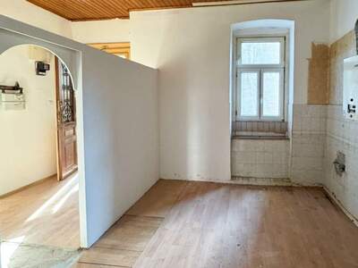 Altbauwohnung kaufen in 1200 Wien (Bild 3)