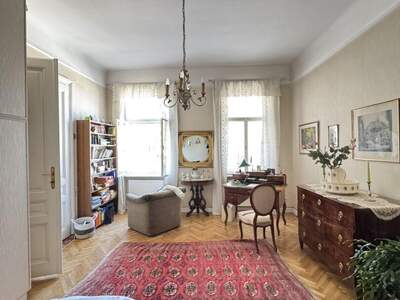 Altbauwohnung kaufen in 1180 Wien (Bild 1)