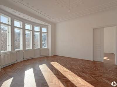 Altbauwohnung mit Balkon mieten in 1060 Wien (Bild 2)