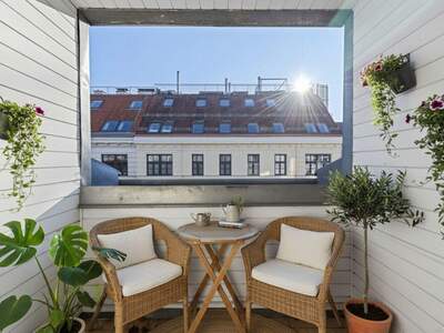 Wohnung mit Balkon kaufen in 1090 Wien (Bild 1)