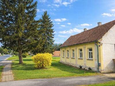 Grundstück kaufen in 2126 Ladendorf