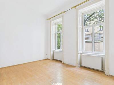Altbauwohnung kaufen in 1090 Wien (Bild 2)