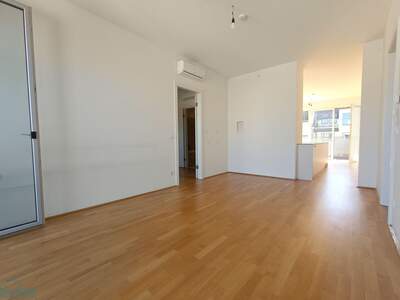 Altbauwohnung mit Balkon mieten in 1070 Wien (Bild 3)