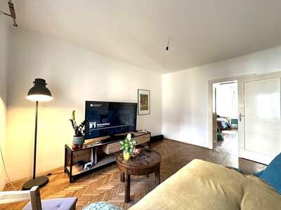 Altbauwohnung mit Balkon mieten in 8010 Graz (Bild 3)