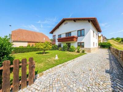 Einfamilienhaus kaufen in 3741 Pulkau (Bild 1)