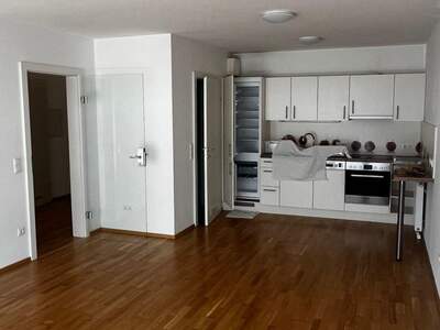 Wohnung mit Balkon mieten in 1140 Wien (Bild 1)