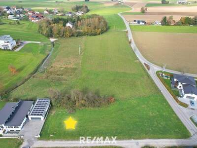 Grundstück kaufen in 5143 Feldkirchen