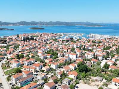 Wohnung kaufen in 23210 Biograd na Moru (Bild 2)