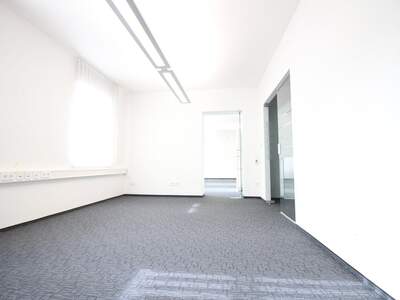 Gewerbeobjekt mieten in 4910 Ried (Bild 2)