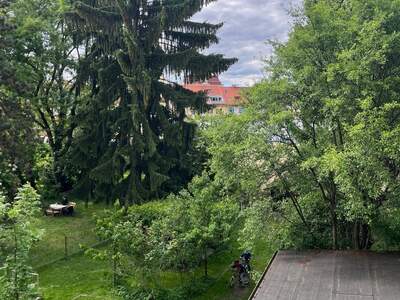 Altbauwohnung mit Balkon kaufen in 8010 Graz