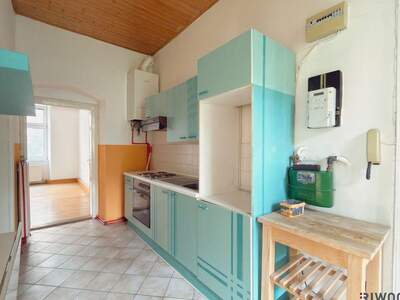 Altbauwohnung kaufen in 1050 Wien (Bild 2)