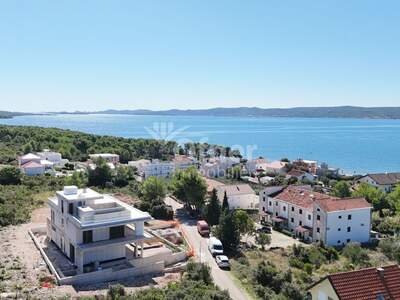 Haus kaufen in 23206 Sukošan (Bild 2)