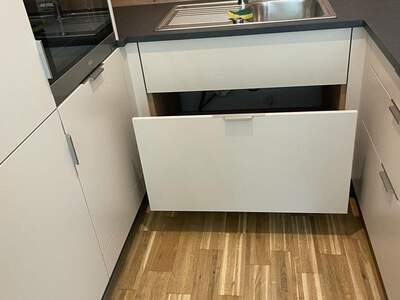 Altbauwohnung mit Balkon mieten in 1130 Wien (Bild 3)