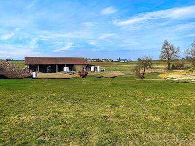 Grundstück kaufen in 5122 Hochburg