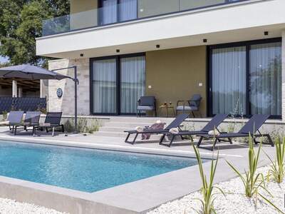 Haus kaufen in 52342 Smoljanci (Bild 2)