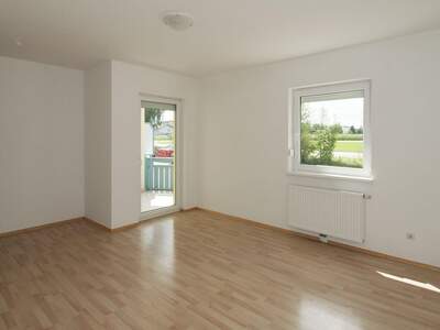 Wohnung mit Balkon mieten in 4910 Ried (Bild 2)