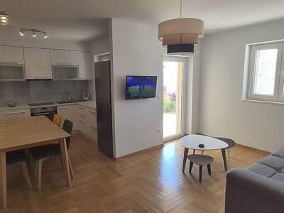 Haus kaufen in 21310 Omiš (Bild 3)