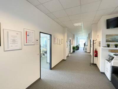 Gewerbeobjekt mieten in 8042 Graz (Bild 1)