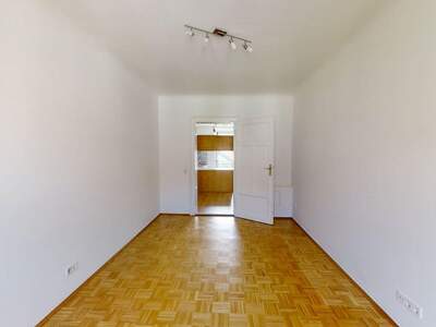 Altbauwohnung mit Balkon mieten in 8010 Graz (Bild 3)