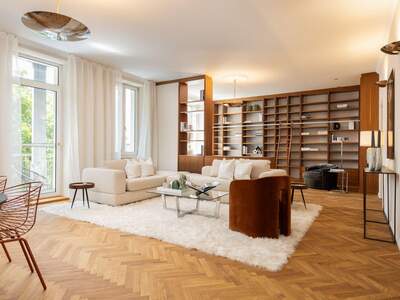 Altbauwohnung mit Balkon kaufen in 1140 Wien (Bild 3)