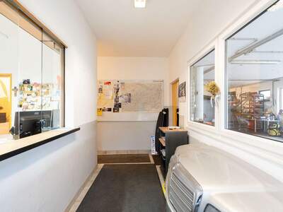 Gewerbeobjekt mieten in 4053 Ansfelden (Bild 1)