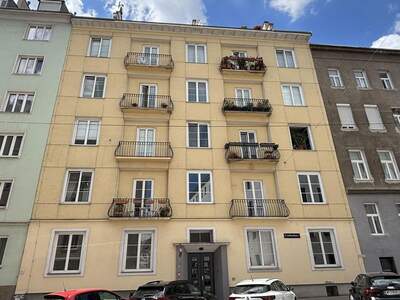 Etagenwohnung provisionsfrei kaufen in 1090 Wien