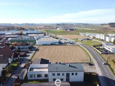 Gewerbeobjekt kaufen in 4650 Lambach (Bild 4)