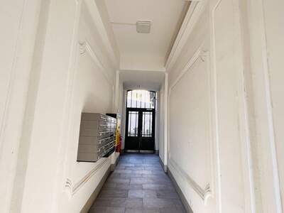 Altbauwohnung mit Balkon kaufen in 1150 Wien (Bild 3)
