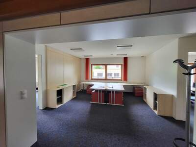 Gewerbeobjekt mieten in 6263 Fügen (Bild 2)