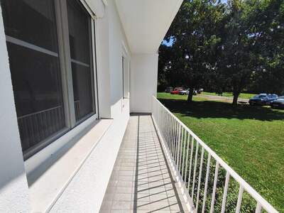 Wohnung mit Balkon kaufen in 7011 Siegendorf