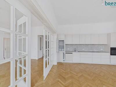Altbauwohnung mit Balkon mieten in 1090 Wien (Bild 4)