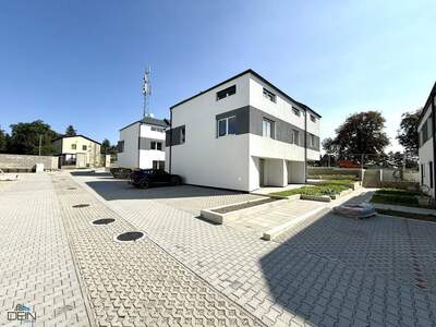 Haus kaufen in 2401 Fischamend