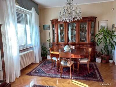 Haus mit Garten kaufen in 34134 Trieste (Bild 2)