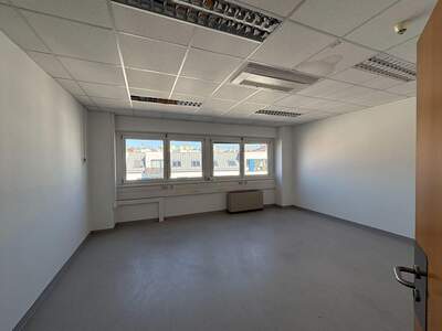 Gewerbeobjekt mieten in 1150 Wien (Bild 1)