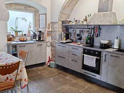 Altbauwohnung kaufen in 51414 Opatija (Bild 3)