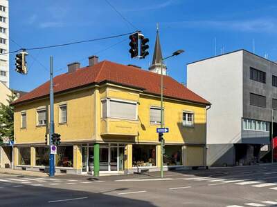 Wohn- und Geschäftshaus kaufen in 4600 Wels