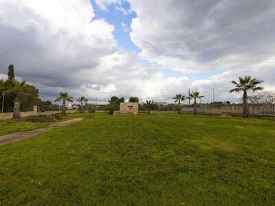 Gewerbeobjekt kaufen in 73100 Santa Maria al Bagno (Bild 4)