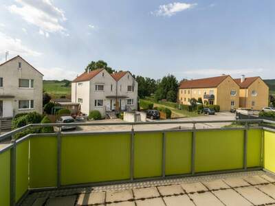 Wohnung mit Balkon mieten in 2024 Mailberg (Bild 1)