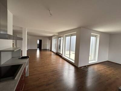 Wohnung mit Balkon kaufen in 4860 Lenzing (Bild 4)