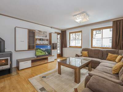 Terrassenwohnung kaufen in 6365 Kirchberg (Bild 2)