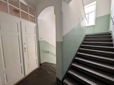 Altbauwohnung mit Balkon kaufen in 8020 Graz (Bild 5)