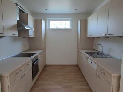 Wohnung mit Balkon mieten in 8010 Graz (Bild 2)