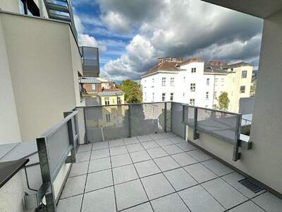 Wohnung mit Balkon mieten in 1130 Wien