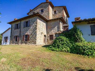 Haus mit Garten kaufen in 6064 Panicale (Bild 1)