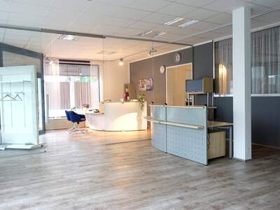 Gewerbeobjekt mieten in 4760 Raab