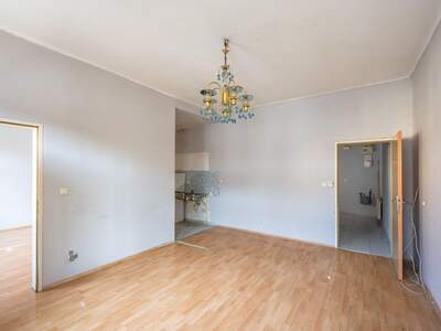 Altbauwohnung kaufen in 1160 Wien (Bild 4)