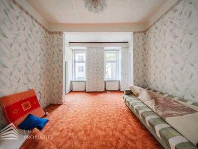 Altbauwohnung kaufen in 1150 Wien (Bild 1)