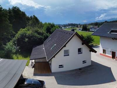 Etagenwohnung kaufen in 9220 Velden